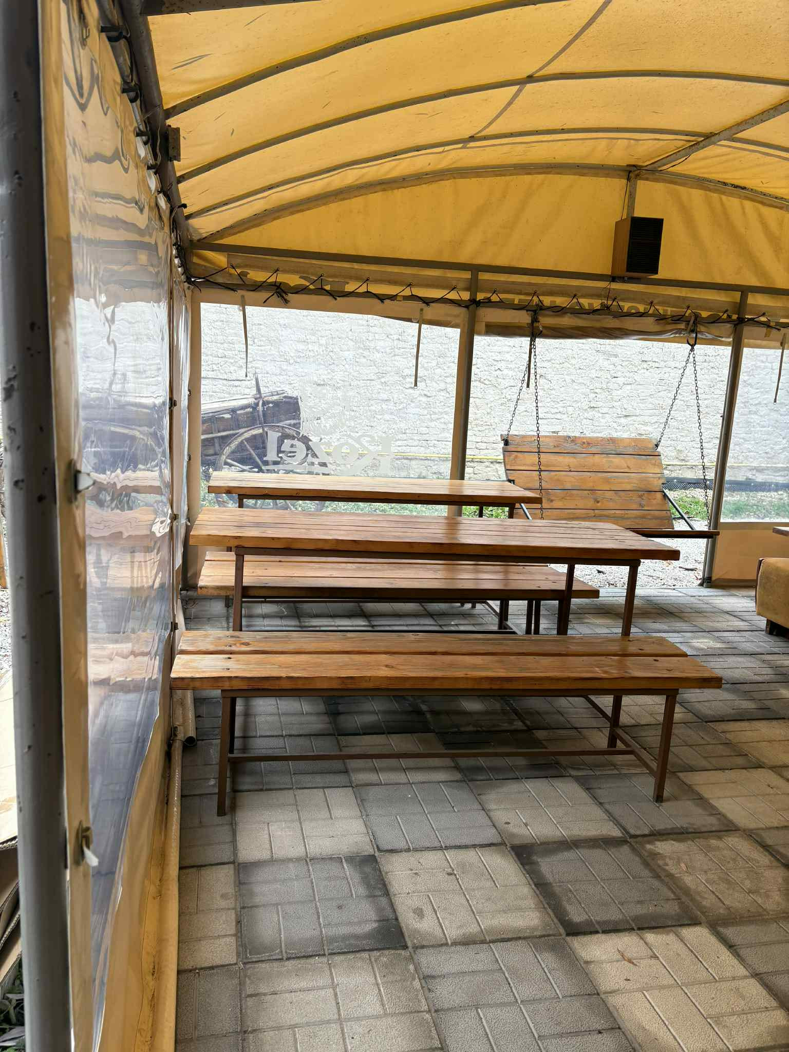 Exkluzívne ponúkame na predaj pohostinstvo v obci Kameničná