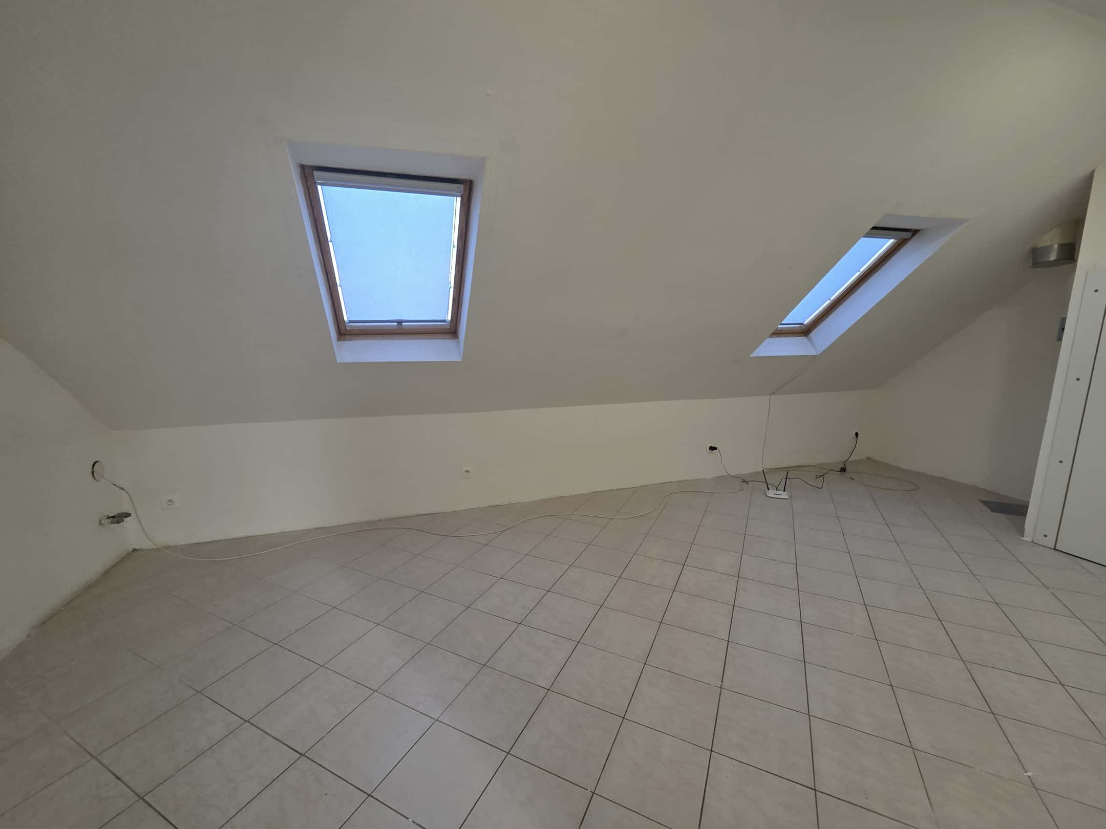 Ponúkame na prenájom 1 izbový byt v Kolárove