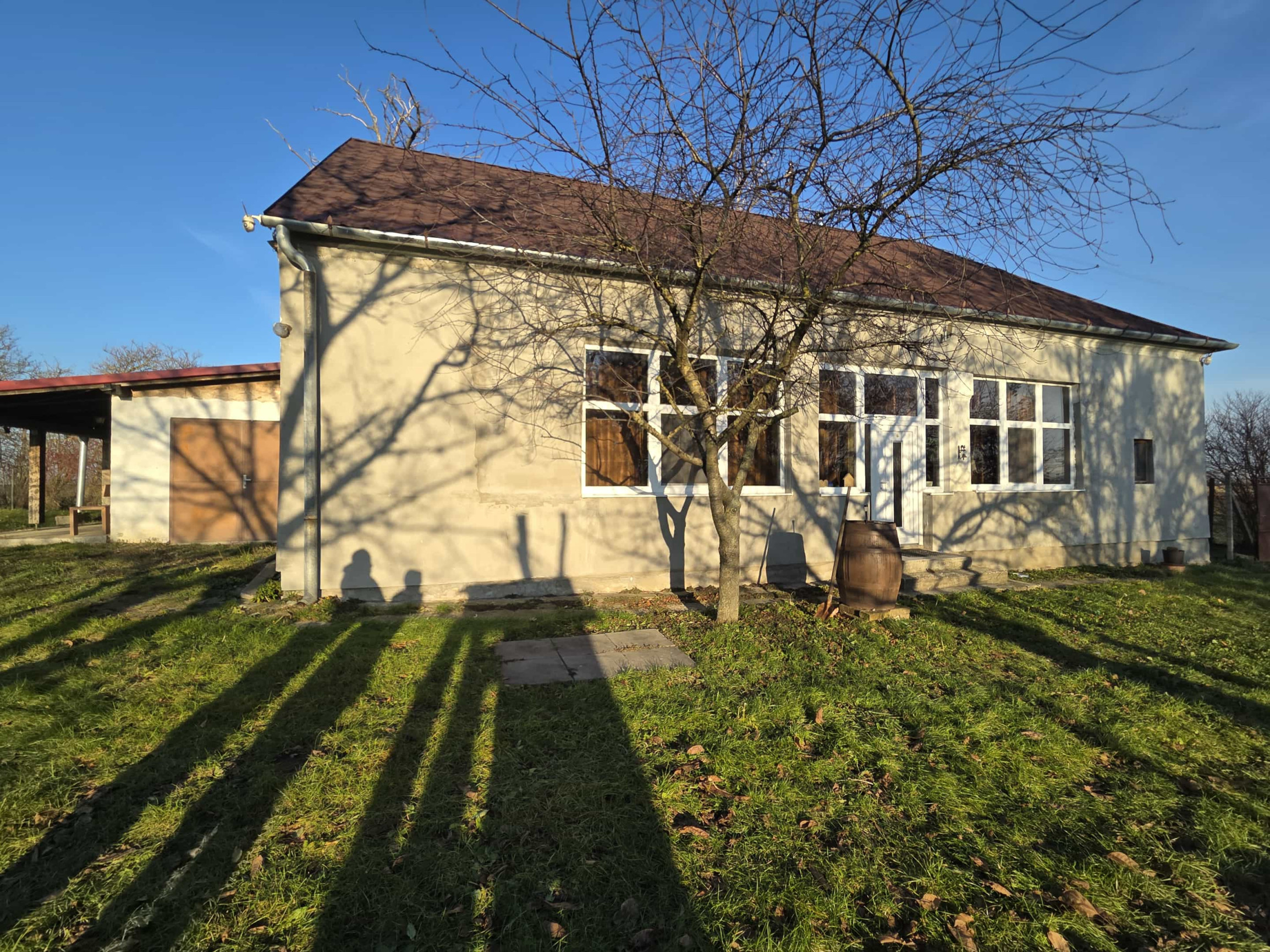 Na predaj dom na samote pri Veľkom Ostrove