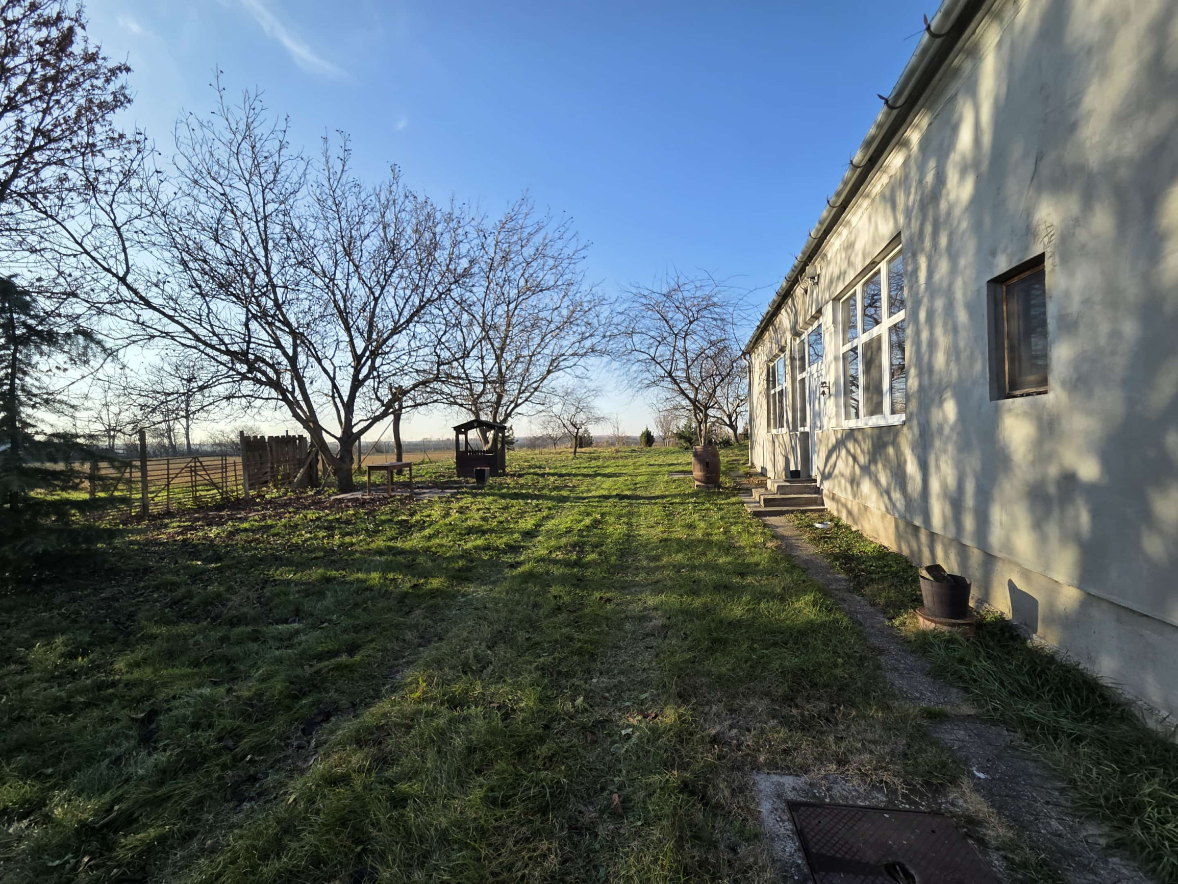 Na predaj dom na samote pri Veľkom Ostrove