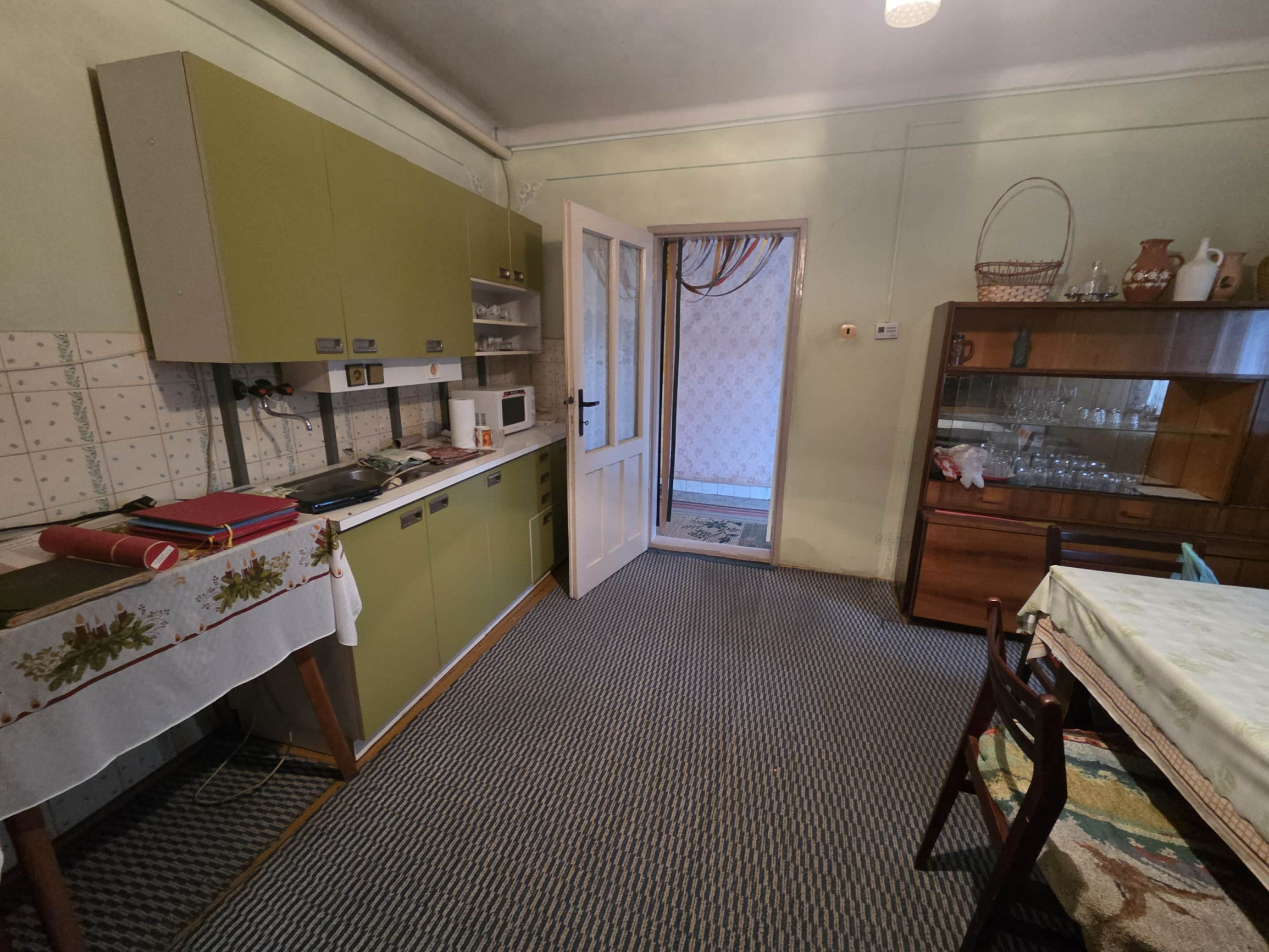 Ponúkame na predaj rodinný dom v Nededi