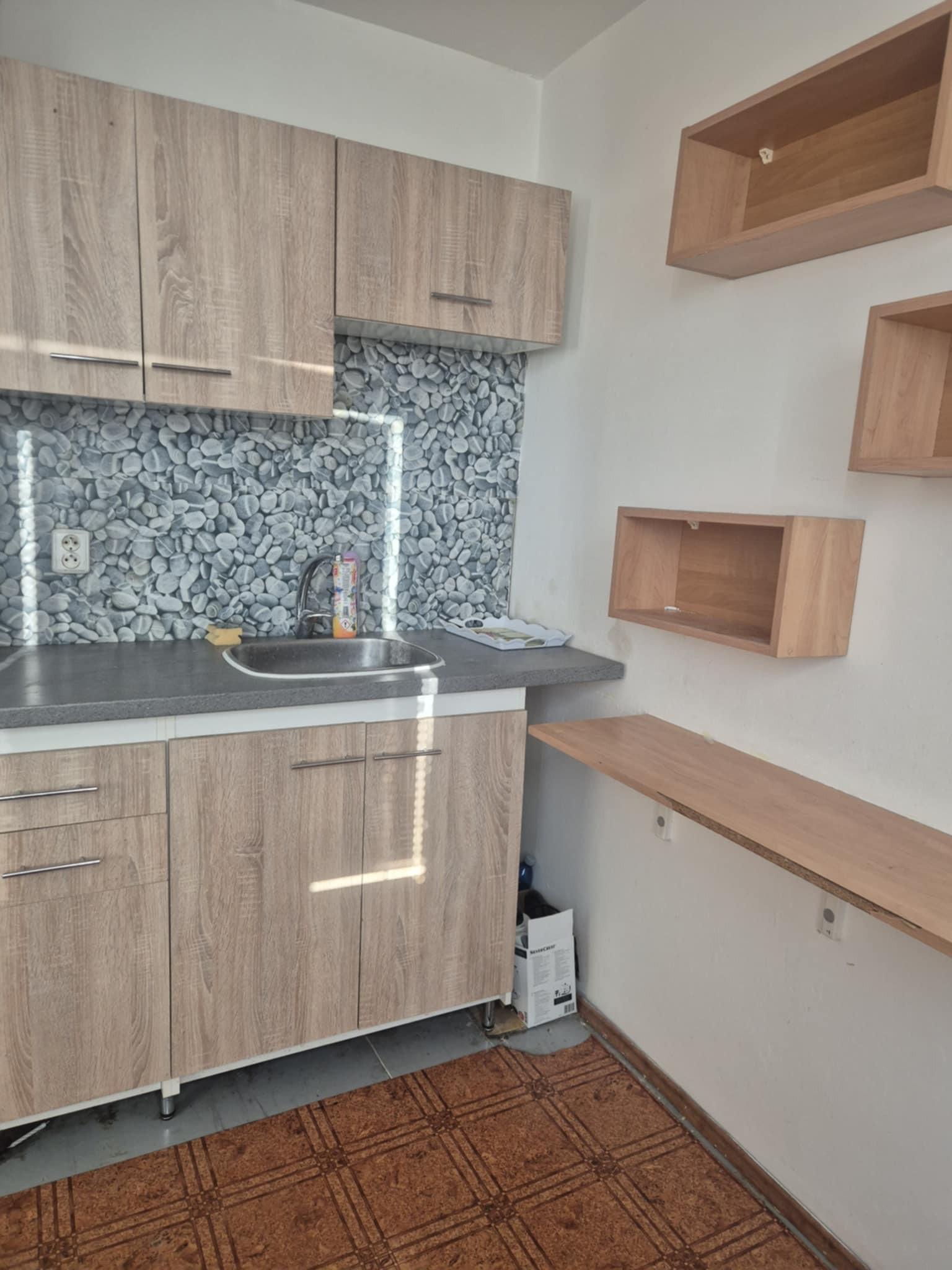 Ponúkame na predaj 1-izbový na Hviezdoslavovej ulici v Komárne