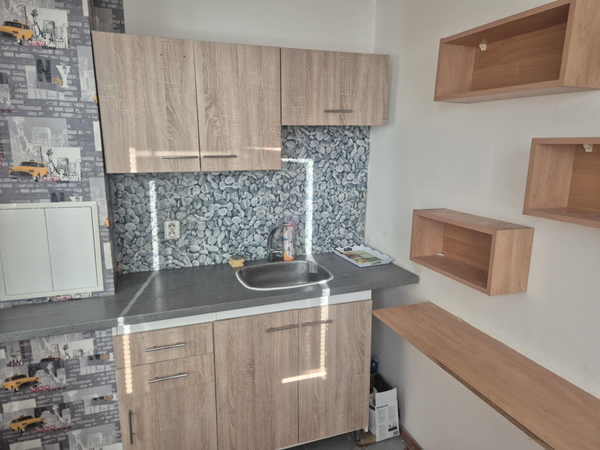 Ponúkame na predaj 1-izbový na Hviezdoslavovej ulici v Komárne