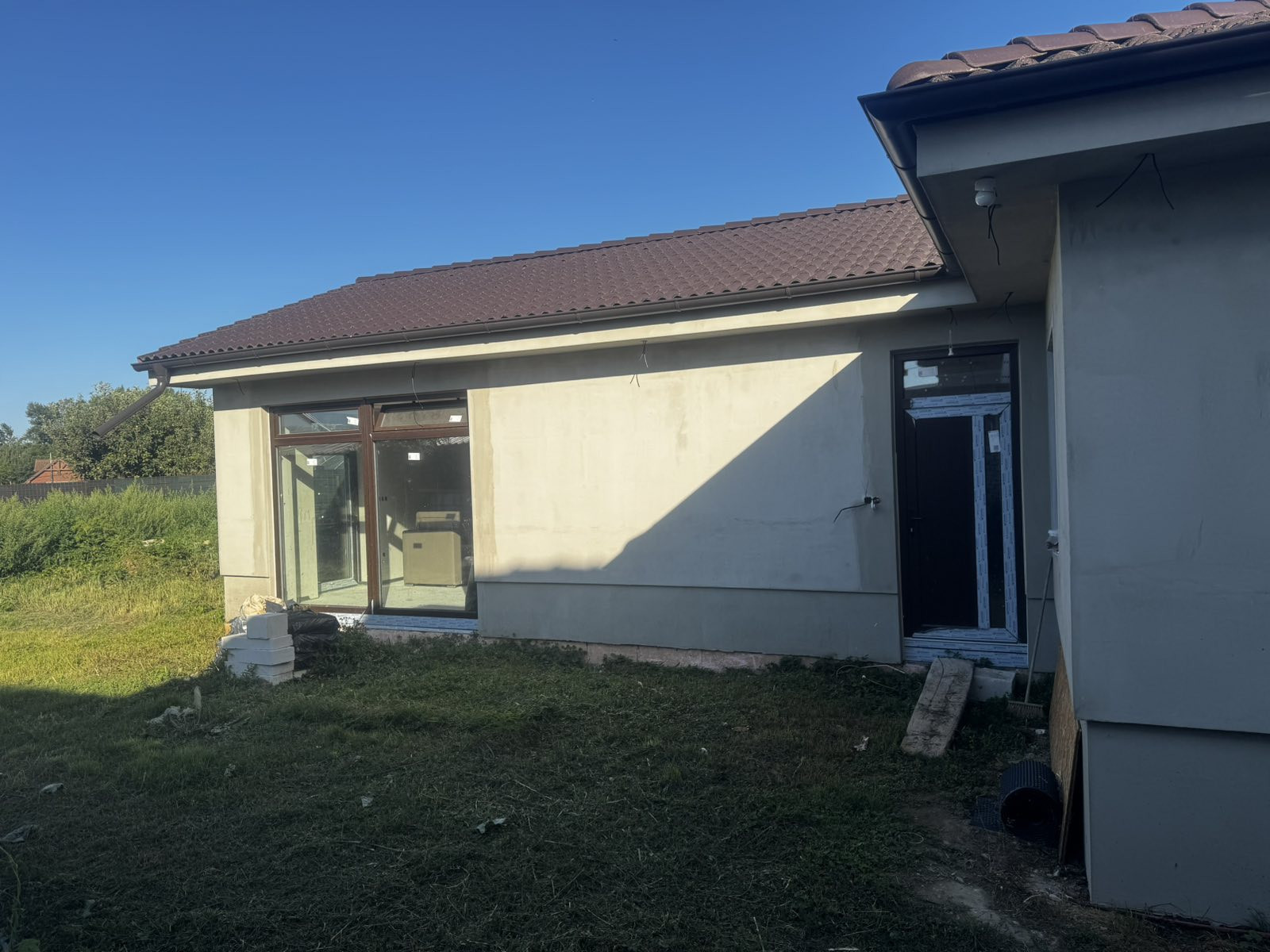 Ponúkame na predaj rodinný dom v Zemnom