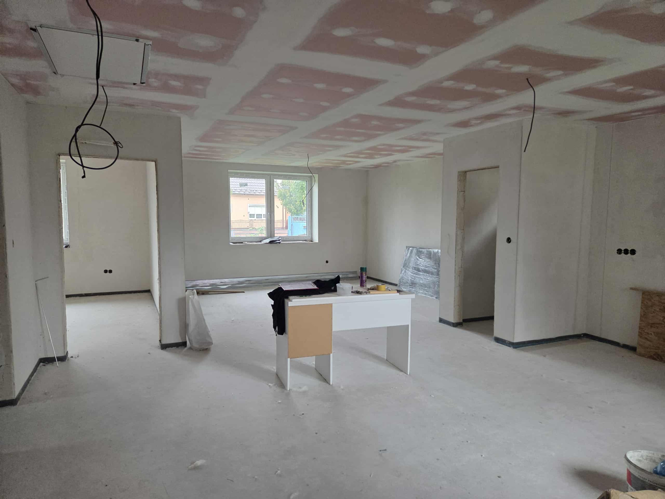 Ponúkame na predaj rodinný dom v Zemnom