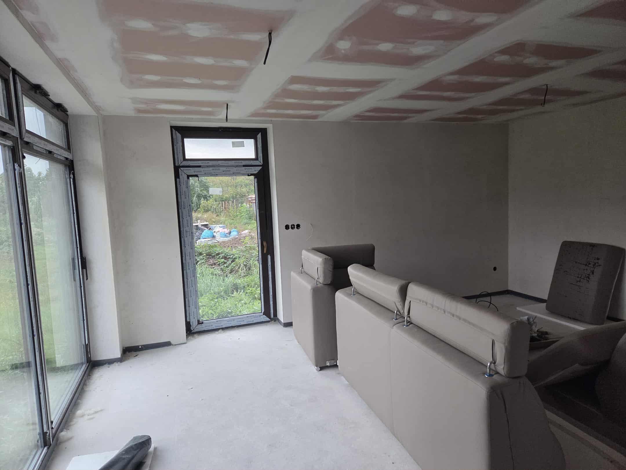 Ponúkame na predaj rodinný dom v Zemnom