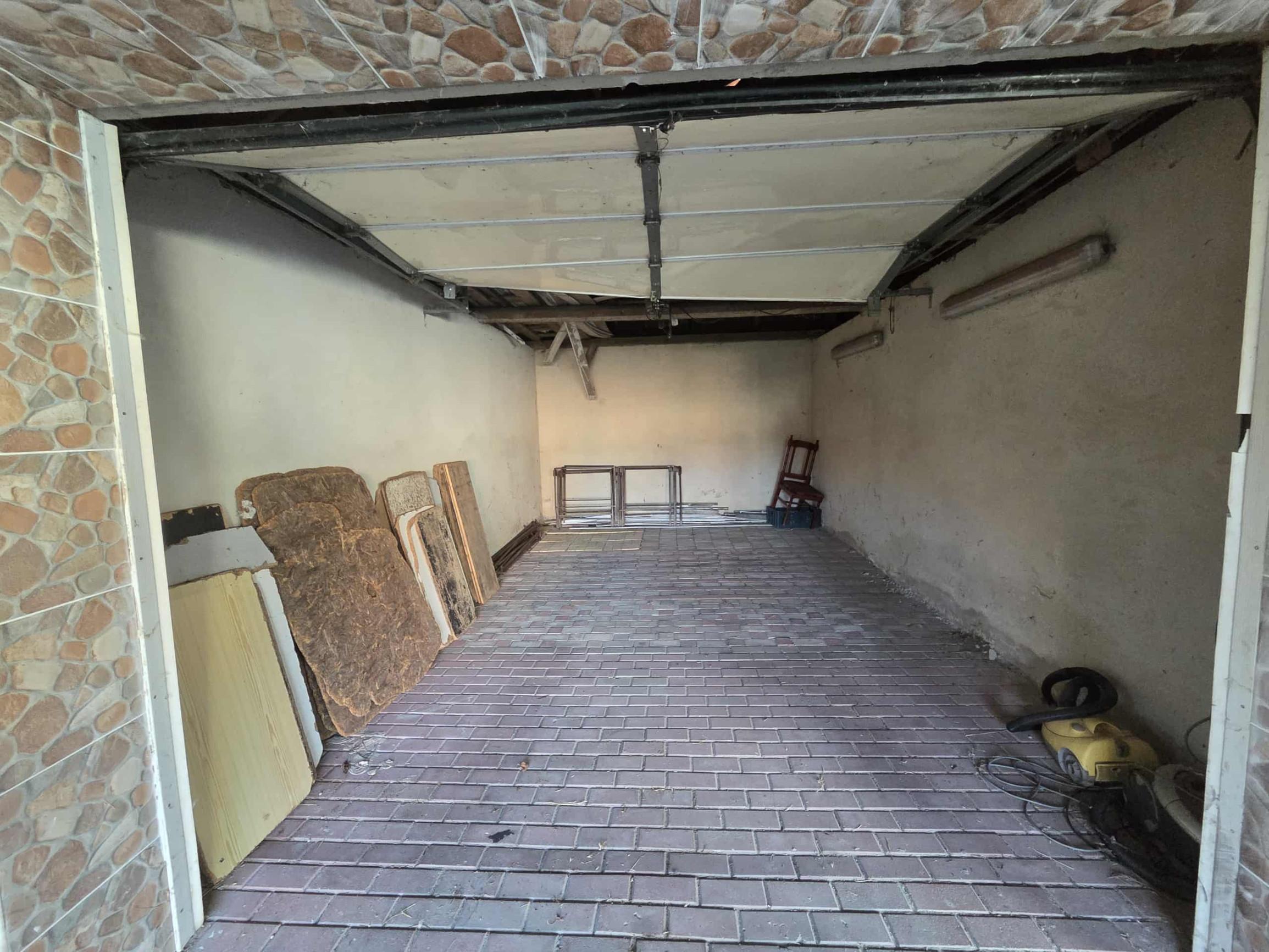 Ponúkame na predaj  rodinný dom v meste Kolárovo