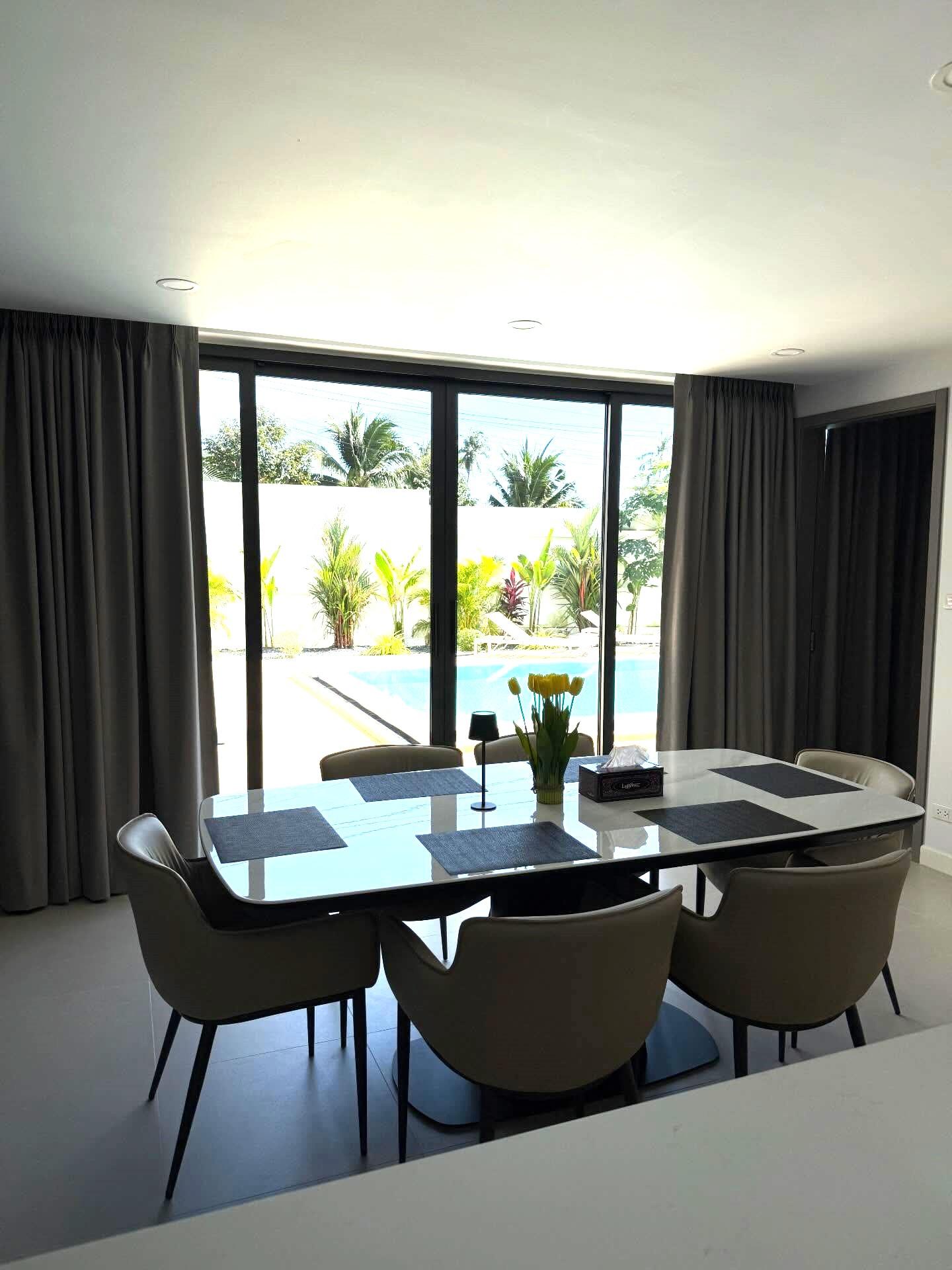 Ponúkame na podnájom vilu v krásnom prostredí Thajska.