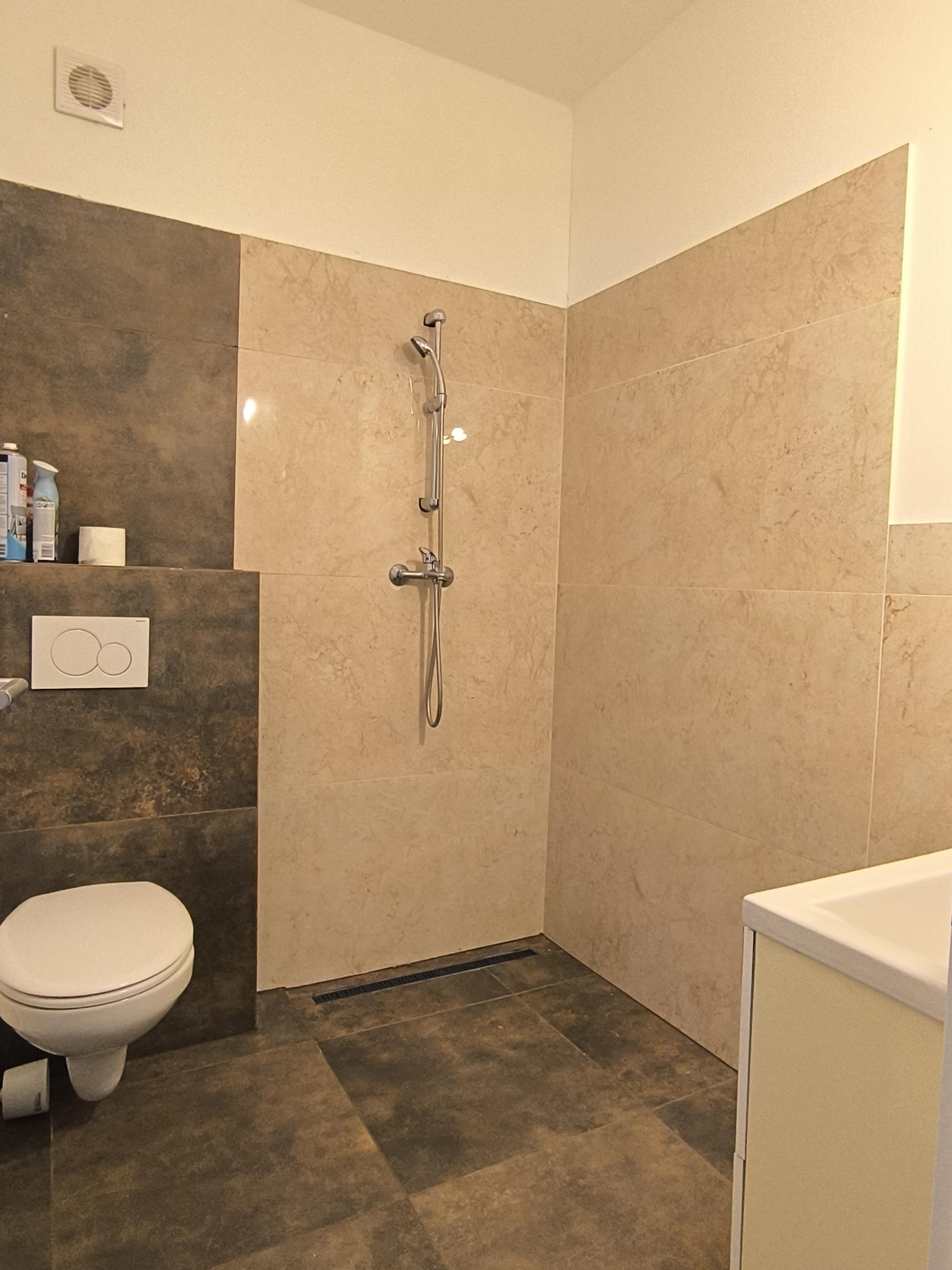 Predaj – kompletne zrekonštruovaný 4‑izbový rodinný dom v Nesvadoch