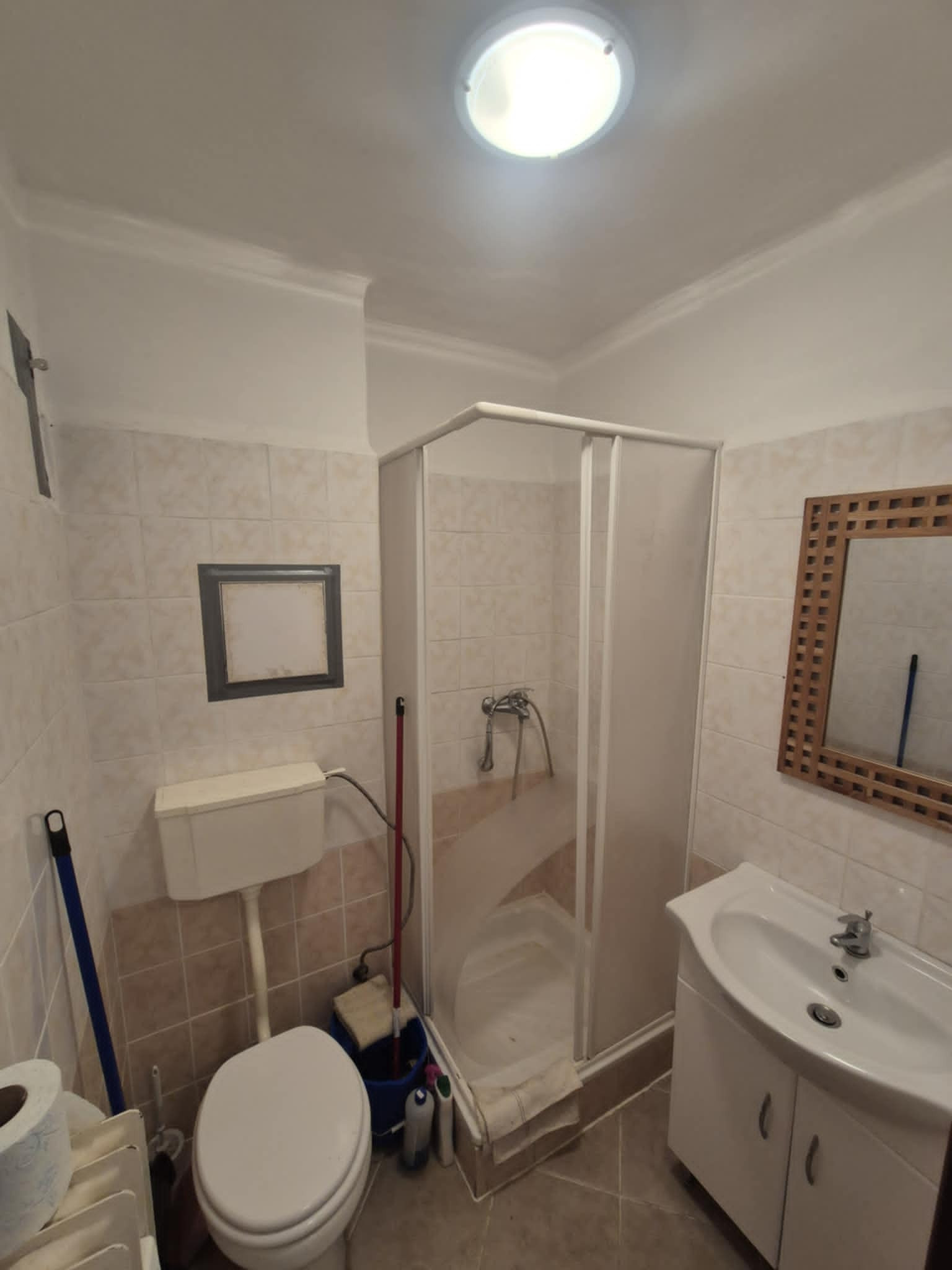 Na predaj ponúkame príjemný, kompletne zrekonštruovaný 2‑izbový byt na ulici Priateľstva.