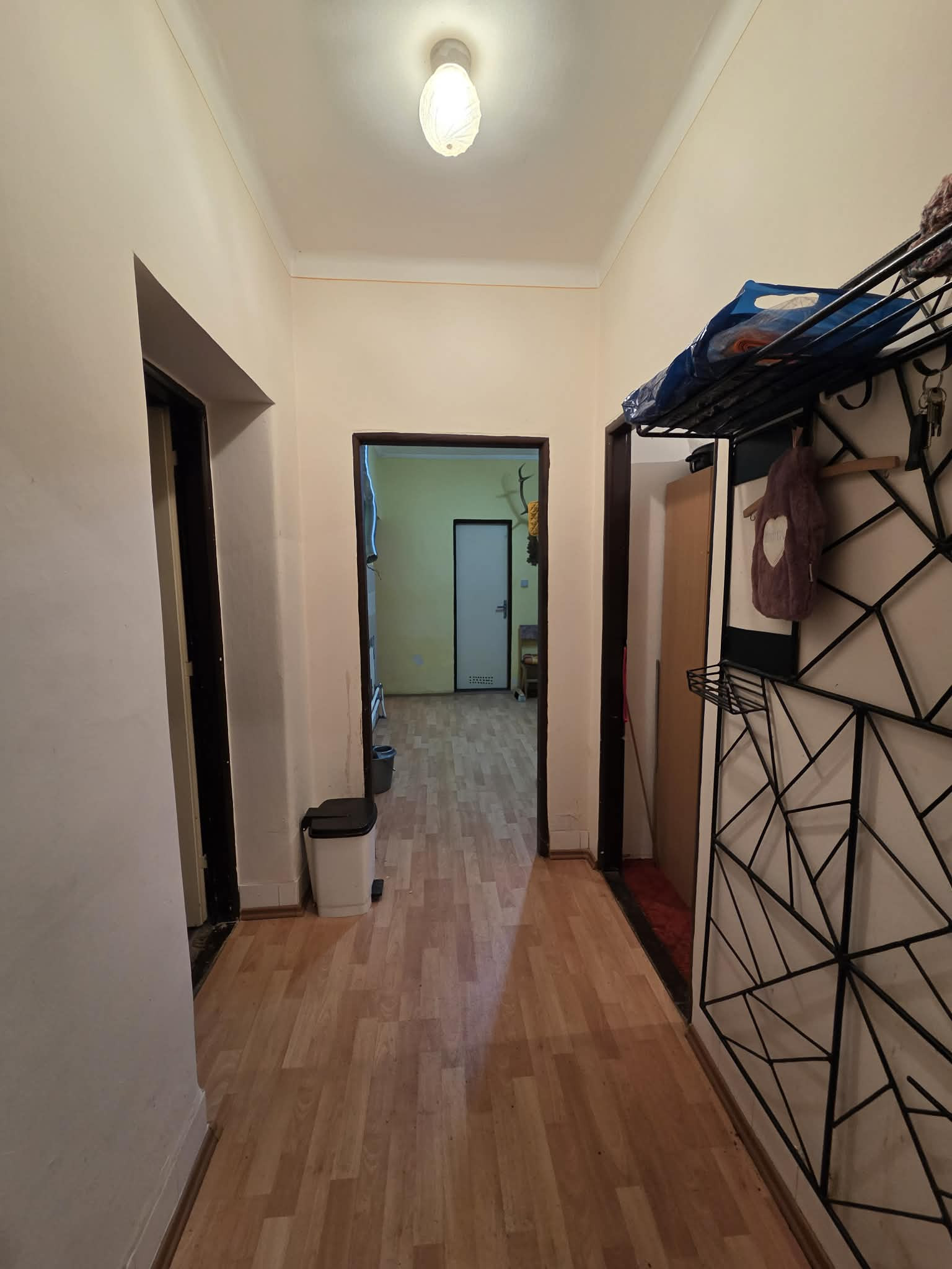 Ponúkame na predaj rodinný dom v Komárne