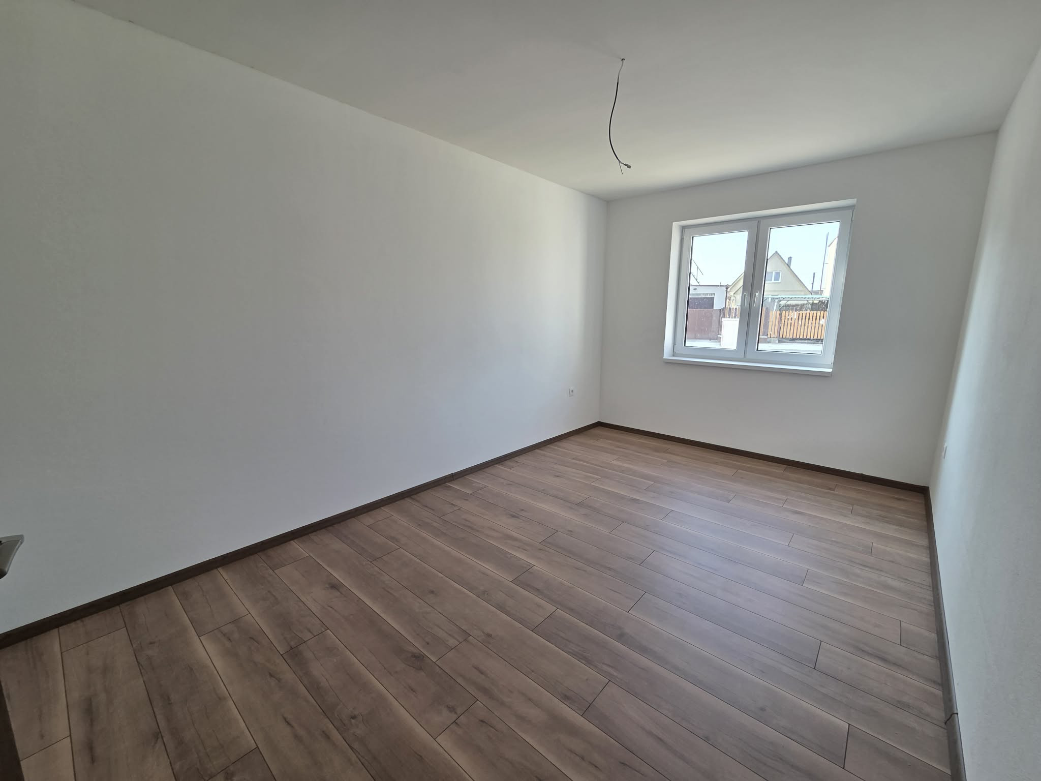 Výhodná ponuka!!!Na predaj jedna časť dvojdomu v Kolárove