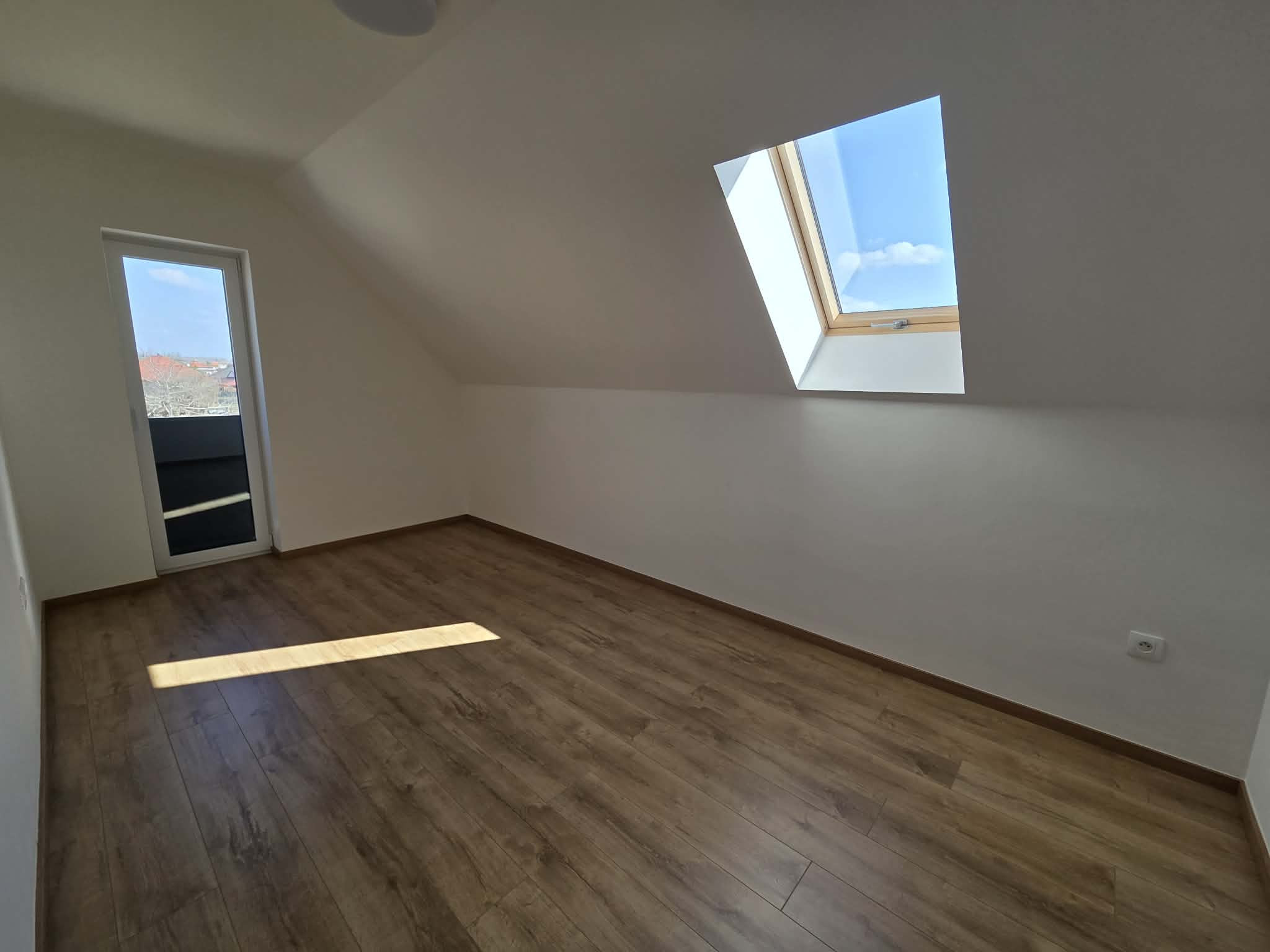 Ponúkame na predaj novostavbu v Kolárove