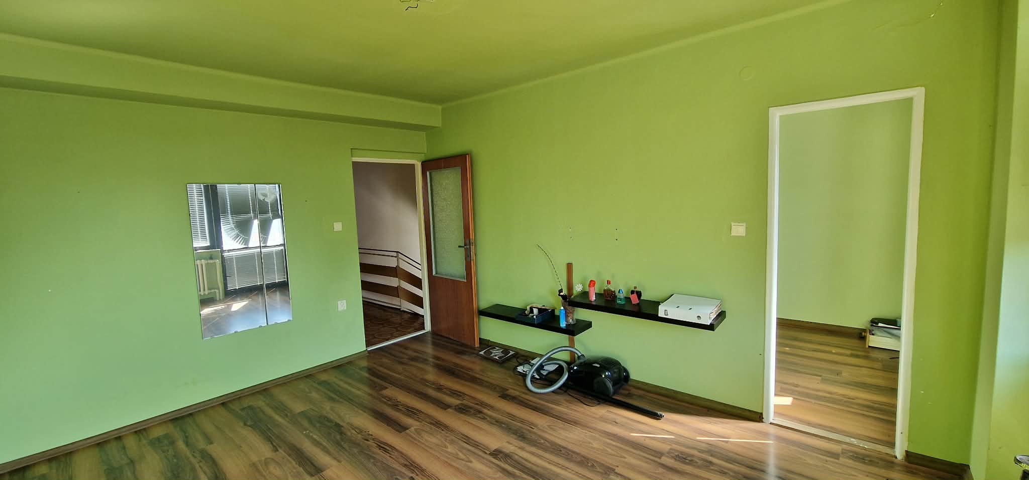 Ponúkame na predaj rod.dom v Nesvadoch