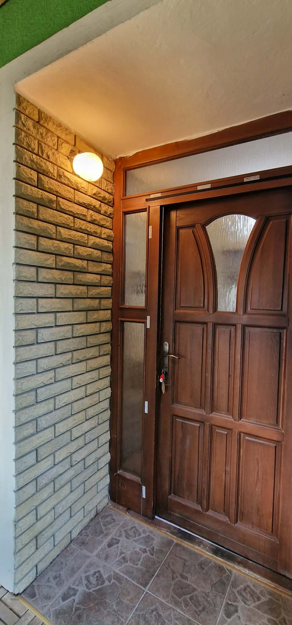 Ponúkame na predaj rod.dom s veľkým pozemkom v Ímeli