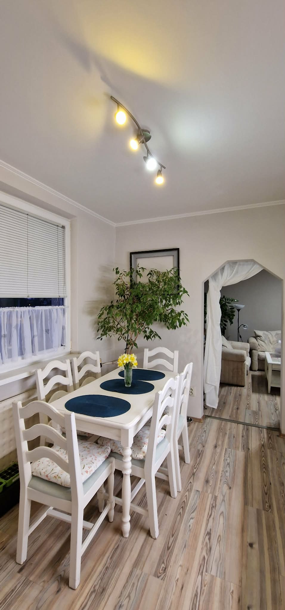 Ponúkame na predaj 3 izbový byt v Komárne