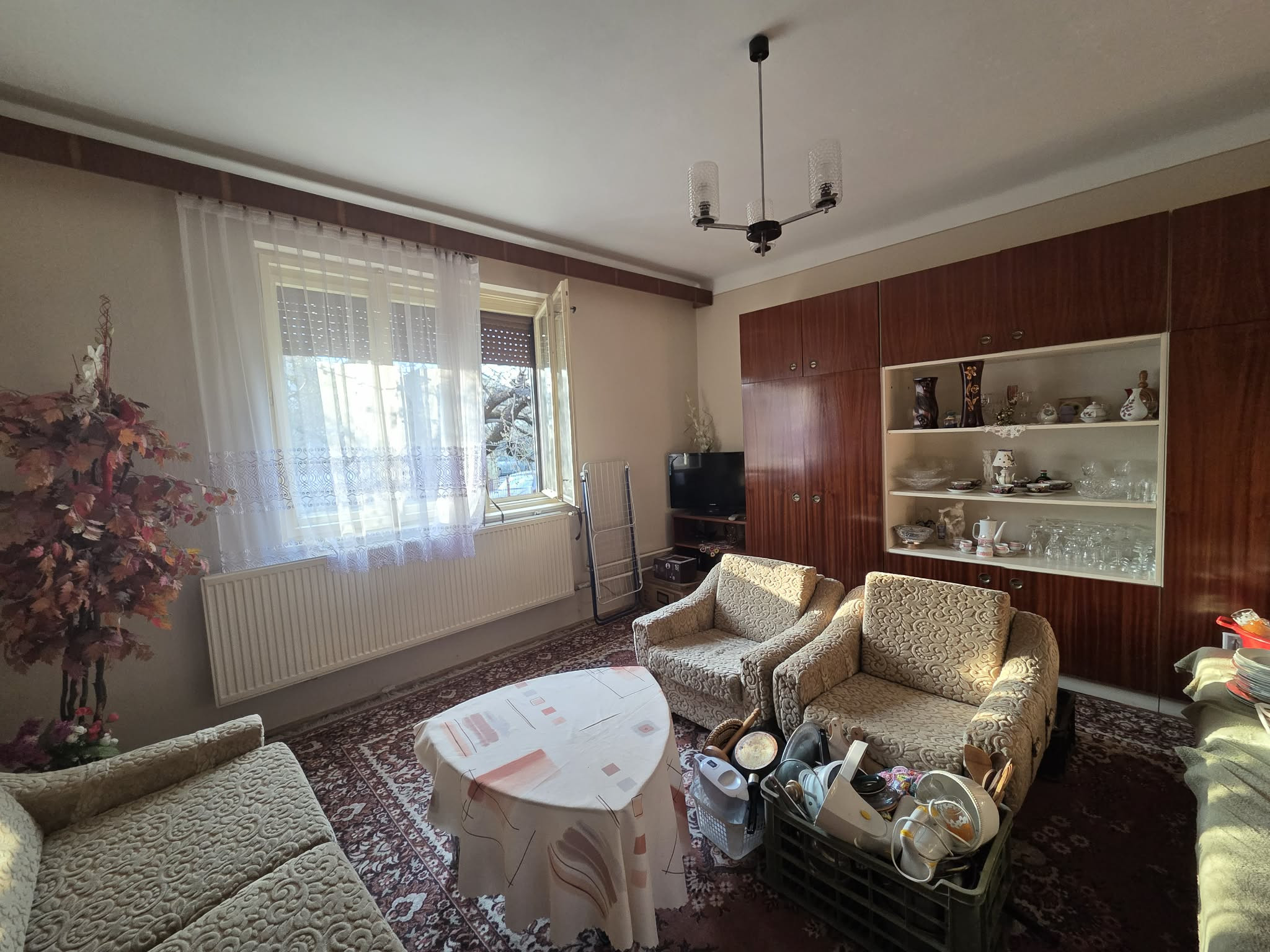 Ponúkame na predaj rodinný dom v Komárne