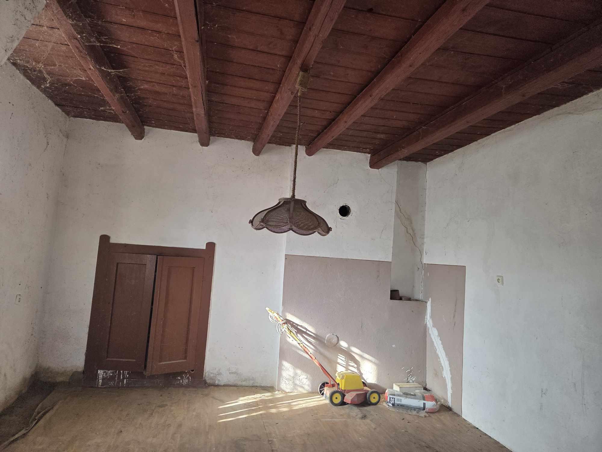 Ponúkame na predaj chatu na Malom Ostrove