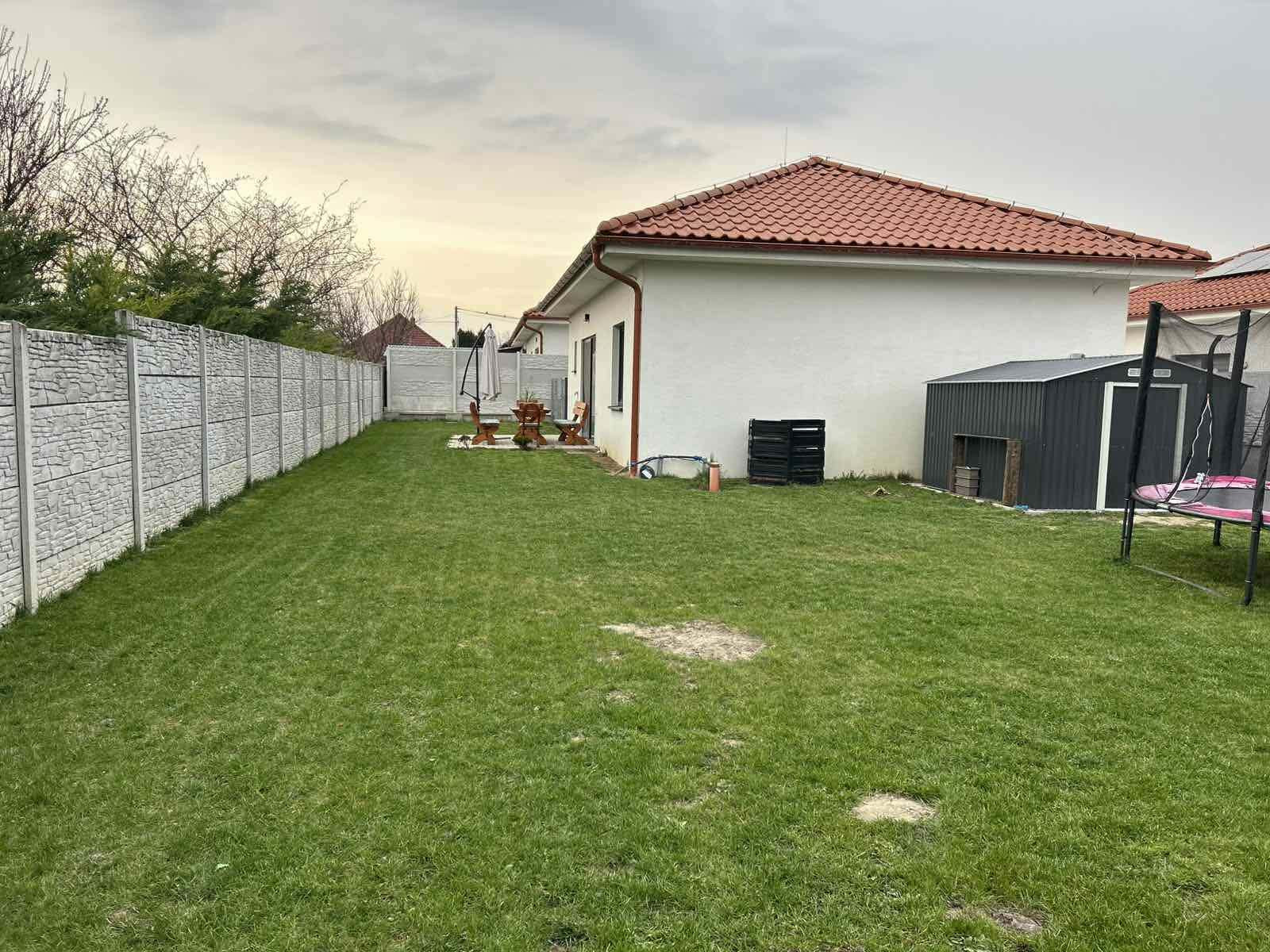 Útulný rodinný dom v tichej uličke v Kolárove