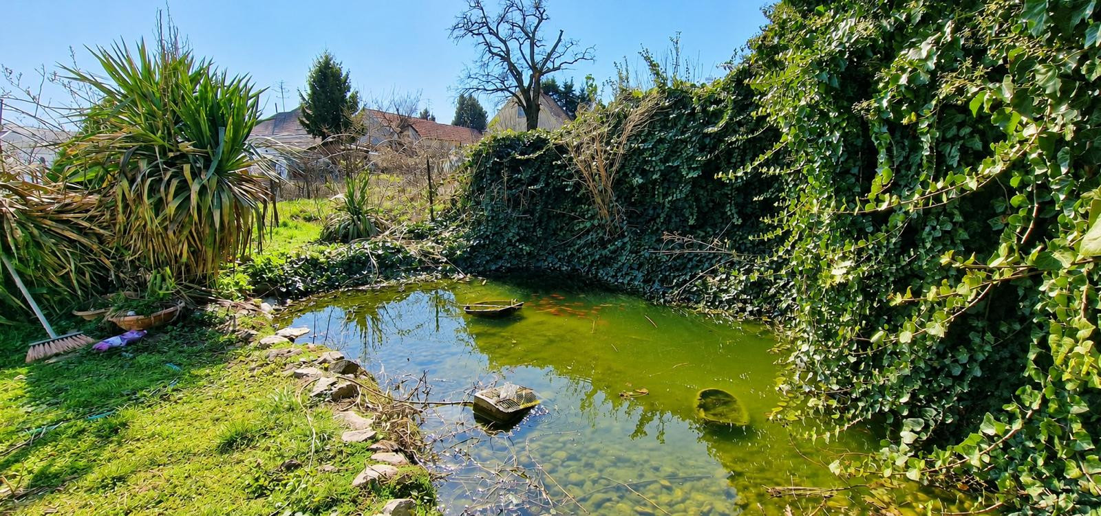 NA PREDAJ 5-izbový viacpodlažný rodinný dom v meste Nesvady