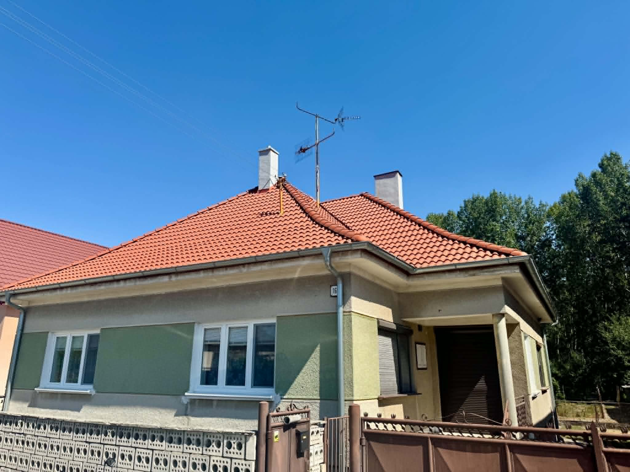 Tichá lokalita, príroda, dobrá dostupnosť do mesta