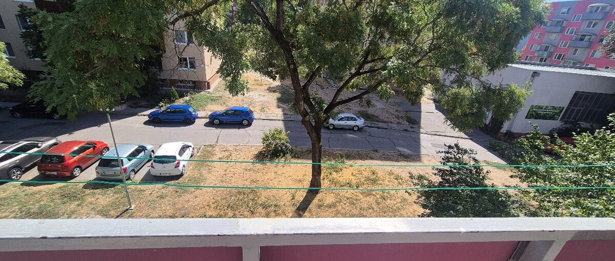 Na predaj priestranný 2‑izbový byt na Meštianskej ulici v Komárne