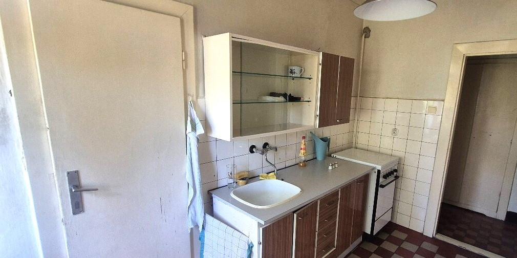 Na predaj 3‑izbový byt na Alžbetinom ostrove v pôvodnom stave