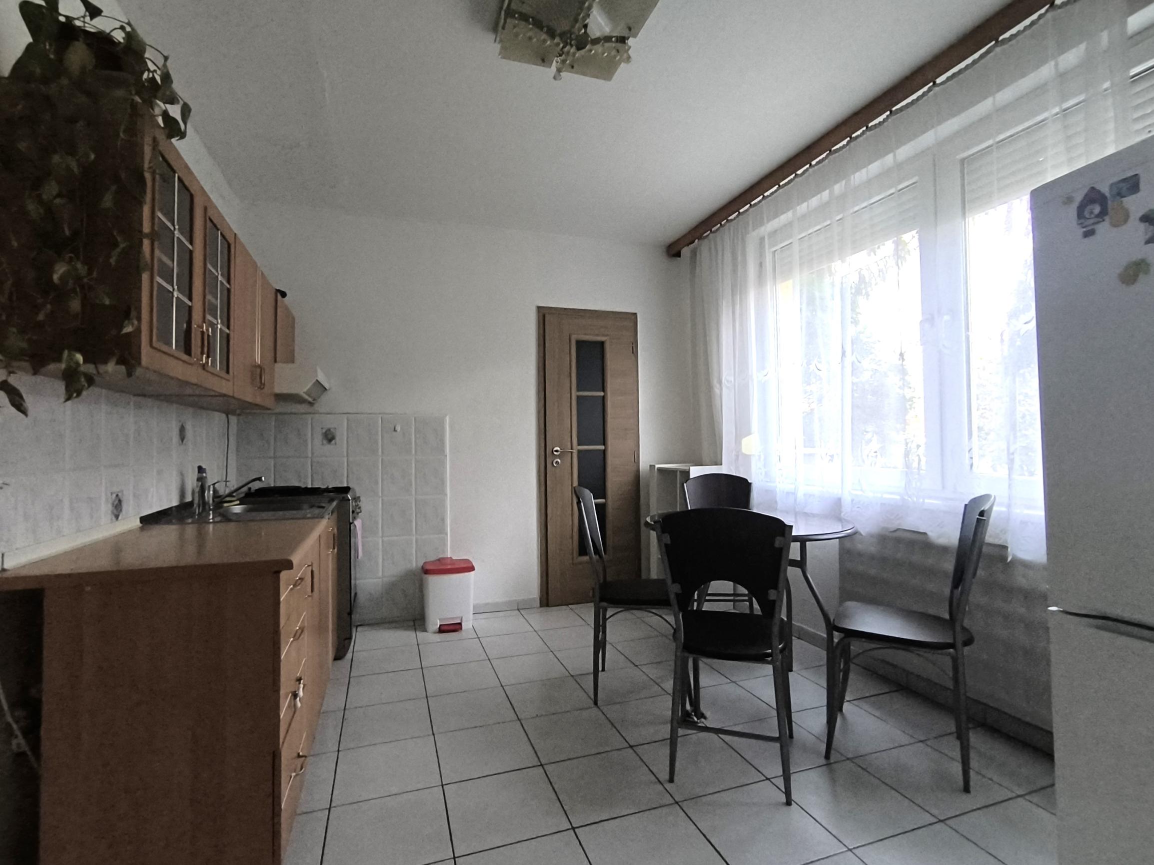 🏡 VEĽKÝ 3-IZBOVÝ BYT NA NÁBREŽNEJ ULICI V NOVÝCH ZÁMKOCH