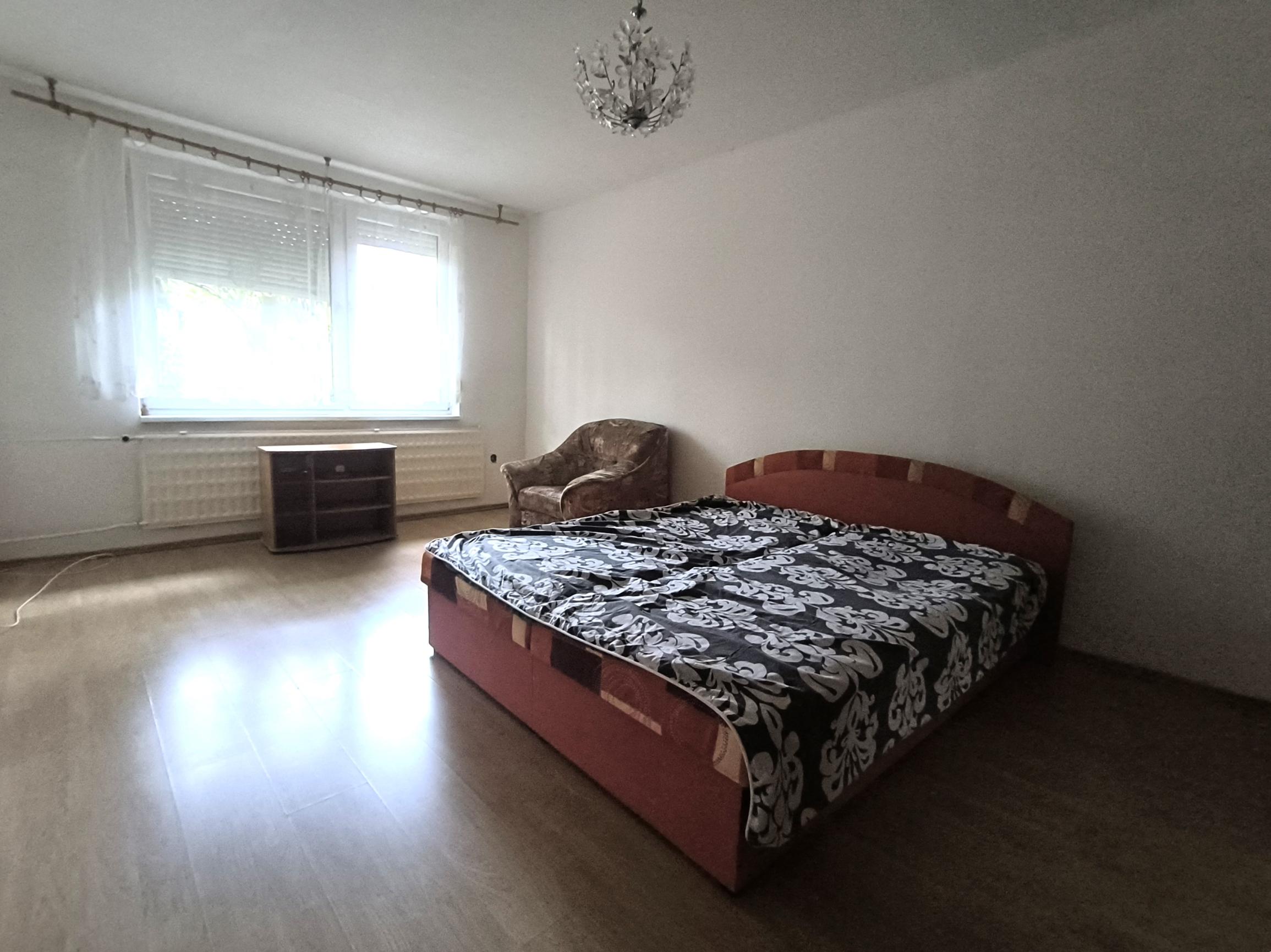 🏡 VEĽKÝ 3-IZBOVÝ BYT NA NÁBREŽNEJ ULICI V NOVÝCH ZÁMKOCH