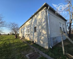 Na predaj dom na samote pri Veľkom Ostrove