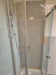 Ponúkame na predaj prerobenú garsónku na ul. Dunajskom nábreží, v Komárne.