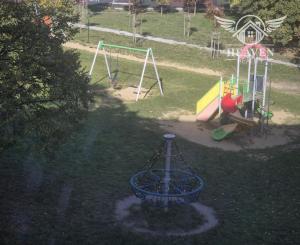 Ponúkame na predaj prerobenú garsónku na ul. Dunajskom nábreží, v Komárne.