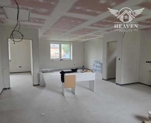 Ponúkame na predaj rodinný dom v Zemnom