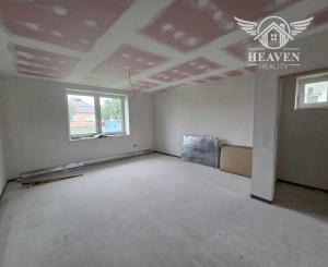 Ponúkame na predaj rodinný dom v Zemnom