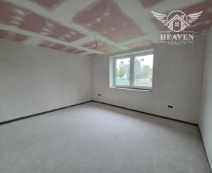 Ponúkame na predaj rodinný dom v Zemnom