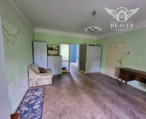 Ponúkame na predaj veľký rodinný dom v Balvanoch