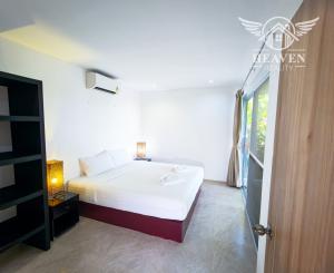 Z poverenia majiteľa ponúkame na predaj Villu Sawan v Thajsku