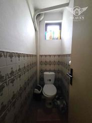 Exkluzívne ponúkame na predaj poschodový rodinný dom v tichej lokalite mesta Kolárovo.