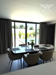 Ponúkame na predaj vilu v krásnom prostredí Thajska.