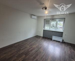 Ponúkame priestranný 3‑izbový byt po rekonštrukcii v tichej lokalite KN