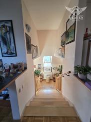 Ponúkame na predaj poschodový dom v Chotíne