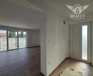 Výhodná ponuka!!!Na predaj jedna časť dvojdomu v Kolárove