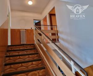 Ponúkame na predaj rod.dom v Nesvadoch