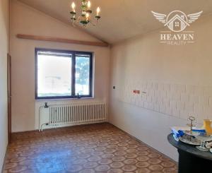 Ponúkame na predaj rod.dom v Nesvadoch