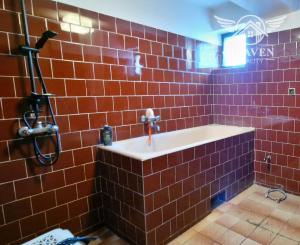 Ponúkame na predaj rod.dom v Nesvadoch