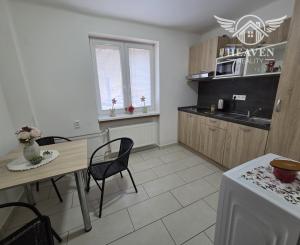 Ponúkame na prenájom 1 izbový tehlový byt v Komárne