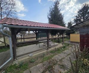 Ponúkame na predaj záhradu pri Nesvadoch