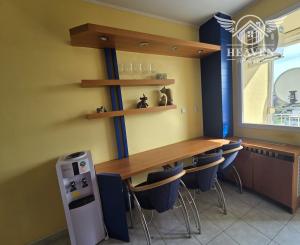 Ponúkame priestranný 3-izbový byt s balkónom v Kolárove