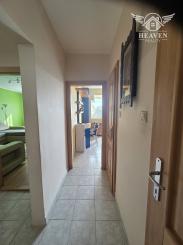 Ponúkame priestranný 3-izbový byt s balkónom v Kolárove