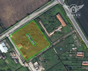Areál, pozemky o výmere 2,5 ha, 4 km od baterkárne Šurany